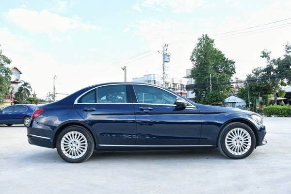 Benz C180 Exclusive ปี 15
