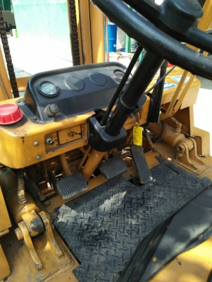 โฟล์คลิฟ2ตัน เสาสูง3เมตร พร้อมติดแก๊ส