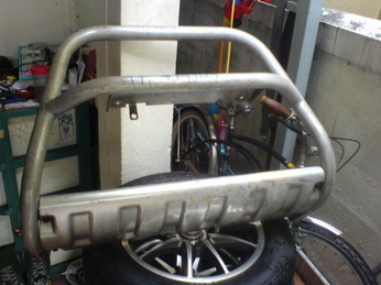 ขายกันชนเสริมครับ สเตนเลส อันละ 1800 อลูมิเนียม 2500ของเก่า ญี่ปุ่น สนใจติดต่อ 0827861333 รับของ ลาดพร้าว 87 ครับ