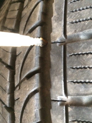 ขายยาง 16 โยโกฮามาปี 16 2 เส้น สวยๆวิ่งไม่ถึงหมื่น แถม 2เส้นปีเก่าไซส์เท่ากัน คนละลายแต่ใช้งานได้ ขาย 2 เส้น 6500 ครับ แถมปีเก่าให้ 2 เส้น ตอนซื้อมา เส้นละ 6500 ครับ สนใจมาขนเอง ลาดพร้าว 87 ครับ 0827861333 ขายยาง 16 โยโกฮามาปี 16 2 เส้น สวยๆวิ่งไม่ถึงหมื่น แถม 2เส้นปีเก่าไซส์เท่ากัน คนละลายแต่ใช้งานได้ ขาย 2 เส้น 6500 ครับ แถมปีเก่าให้ 2 เส้น ตอนซื้อมา เส้นละ 6500 ครับ สนใจมาขนเอง ลาดพร้าว 87 ครับ 0827861333