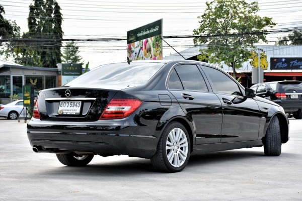 BENZ C200 cgi ปี12  รถออกศูนย์ Benz Thailand