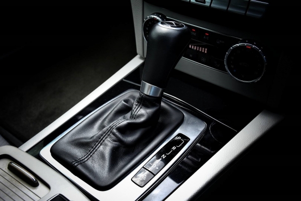 BENZ C200 cgi ปี12  รถออกศูนย์ Benz Thailand