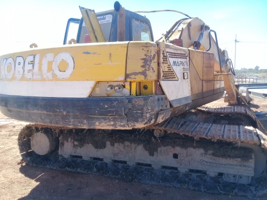 ขายรถ แบคโฮ KOBELCO SK200-3