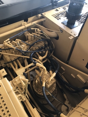 ขายCat320Bสภาพสวยพร้อมใช้ ติดต่ออ๊อฟ พิจิตร 086-737-9991