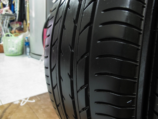 ขายยาง Yokohama E70 205/55R16 ปลายปี16 ไม่มีตำหนิ สวยๆ ขายยาง Yokohama E70 205/55R16 ปลายปี16 ไม่มีตำหนิ สวยๆ