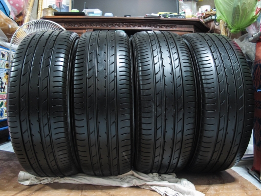 ขายยาง Yokohama E70 205/55R16 ปลายปี16 ไม่มีตำหนิ สวยๆ