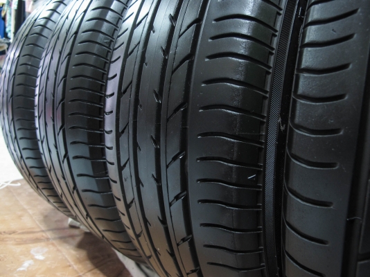 ขายยาง Yokohama E70 205/55R16 ปลายปี16 ไม่มีตำหนิ สวยๆ ขายยาง Yokohama E70 205/55R16 ปลายปี16 ไม่มีตำหนิ สวยๆ