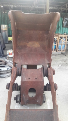 ขายบุ้งกี๋ ตักเศษวัสดุได้ เก่านอก สำหรับรถขุด100/120 ขายราคาถูก ขายบุ้งกี๋ ตักเศษวัสดุได้ เก่านอก สำหรับรถขุด100/120 ขายราคาถูก