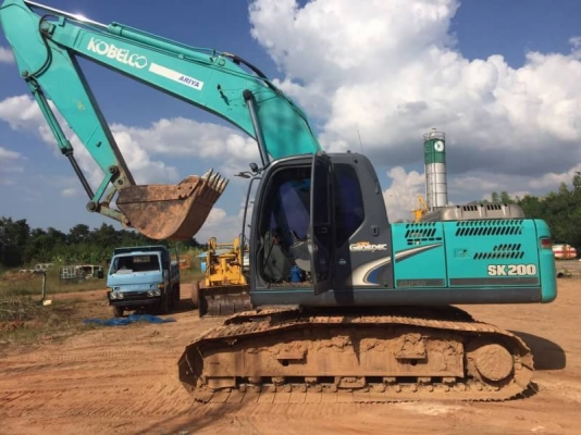 ขาย Kobelco200m8yn12สภาพสวยพร้อมใช้ ติดต่อคุณอ๊อฟ พิจิตร 086-737-9991