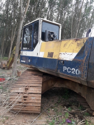 KOMATSU PC200-5 คอนโทรนสั้น ไฟฟ้าครบ เอวแน่นโซ่ใหม่ KOMATSU PC200-5 คอนโทรนสั้น ไฟฟ้าครบ เอวแน่นโซ่ใหม่