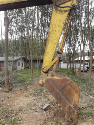 KOMATSU PC200-5 คอนโทรนสั้น ไฟฟ้าครบ เอวแน่นโซ่ใหม่ KOMATSU PC200-5 คอนโทรนสั้น ไฟฟ้าครบ เอวแน่นโซ่ใหม่