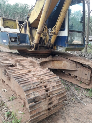 KOMATSU PC200-5 คอนโทรนสั้น ไฟฟ้าครบ เอวแน่นโซ่ใหม่ KOMATSU PC200-5 คอนโทรนสั้น ไฟฟ้าครบ เอวแน่นโซ่ใหม่