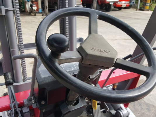 ขายรถยก NISSAN ขนาด 1.5 ตัน