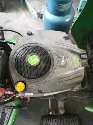 ขายเครื่องรถตัดหญ้า14-25Hpนำเข้าอะไหล่รถตัดญ้านั่งขับรับสั่ง ทุกรุ่นทุกยี่ห้อ