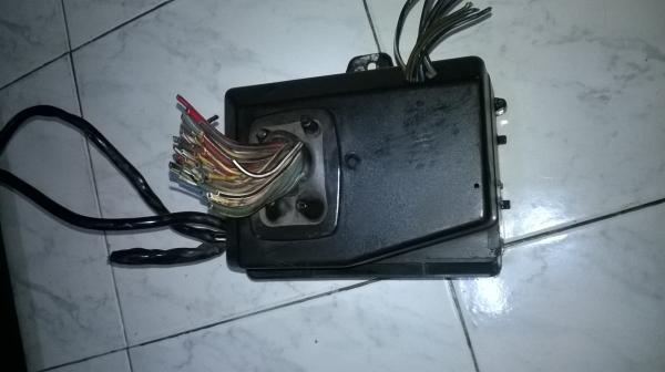 ขายกล่องฟิวส์ m10 bmw e30 สภาพok ราคา1000 โทร0924462525โส กทม ขายกล่องฟิวส์ m10 bmw e30 สภาพok ราคา1000 โทร0924462525โส กทม