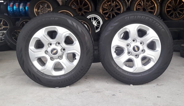 ล้อChevrolet ขอบ 16 ยาง215/65/16 ปี15  4 ล้อ
