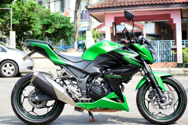 Z300 2015 รถบ้านแท้ เจ้าของคนเดียว มีของแต่ง รูดบัตรได้