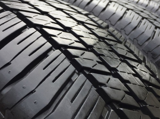 ยาง Bridgestone 265 60 18 ปี16 ดอกเต็ม ใช้ยาว ราคาไม่แพง ยาง Bridgestone 265 60 18 ปี16 ดอกเต็ม ใช้ยาว ราคาไม่แพง