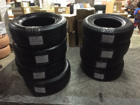 ยาง Bridgestone 265 65 17 ปลายปี16 ดอกเต็ม ไม่มีปะ เนื้อนิ่มๆ ใช้ยาว ราคาไม่แพง