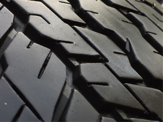 ยาง Dunlop 265 65 17 ปลายปี16 ดอกเต็ม ไม่มีปะ เนื้อนิ่มๆ ใช้ยาว ราคาไม่แพง ยาง Dunlop 265 65 17 ปลายปี16 ดอกเต็ม ไม่มีปะ เนื้อนิ่มๆ ใช้ยาว ราคาไม่แพง