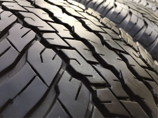 ยาง Dunlop 265 65 17 ปลายปี16 ดอกเต็ม ไม่มีปะ เนื้อนิ่มๆ ใช้ยาว ราคาไม่แพง ยาง Dunlop 265 65 17 ปลายปี16 ดอกเต็ม ไม่มีปะ เนื้อนิ่มๆ ใช้ยาว ราคาไม่แพง