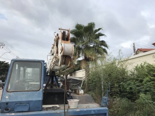 ขาย 395,000 บาท รถเครน 6 ล้อ KATO 10 ตัน เครื่องดี ปั้มแรง คัสชีสวย เอกสารเล่มทะเบียน.   รถอยู่ กทม โทร 0610710295