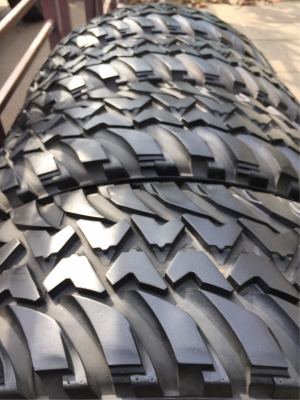 ยาง MT Bridgestone 225 75 16 ปี15 ดอกเต็ม ใช้ยาว ราคาไม่แพง