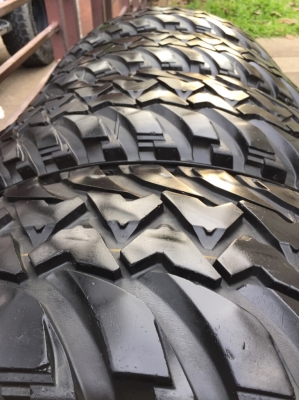 ยาง MT Bridgestone 225 75 16 ปี15 ดอกเต็ม ใช้ยาว ราคาไม่แพง