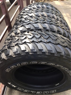 ยาง MT Bridgestone 225 75 16 ปี15 ดอกเต็ม ใช้ยาว ราคาไม่แพง