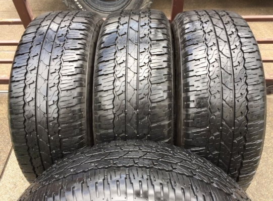ยาง Bridgestone 265 65 17 กลางปี15 ดอกเต็ม ใช้ยาว ราคาไม่แพง