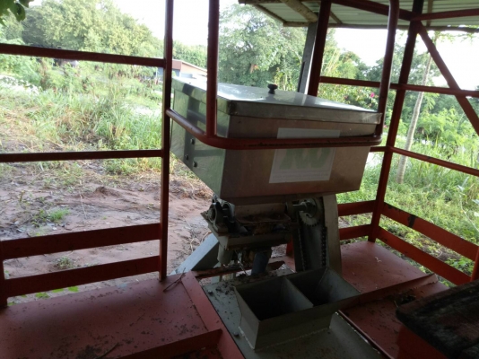 ขายเครื่องปลูกอ้อยร่องคู่ ร่อง30สภาพสวยพร้อมใช้ ขายเครื่องปลูกอ้อยร่องคู่ ร่อง30สภาพสวยพร้อมใช้