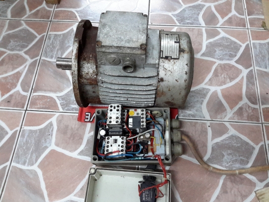 มอเตอร์หน้าแปลน 1.5hp 3 เฟส พร้อมชุดควบคุม