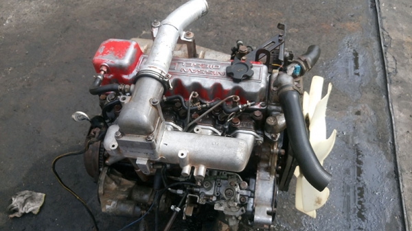 ขายเครื่องยนต์นิสสัน BD25ฝาแดงมีเลข