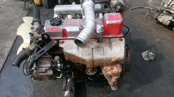 ขายเครื่องยนต์นิสสัน BD25ฝาแดงมีเลข