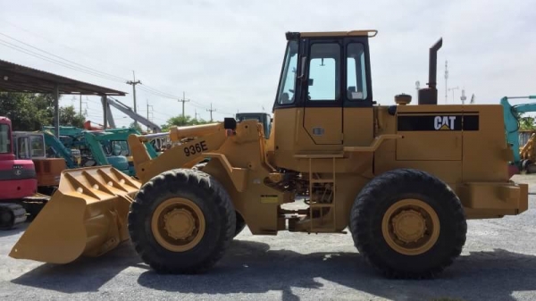 CAT 936E เก่าญี่ปุ่นแท้ สภาพสวย ราคาไม่แพง โทร.090-986-2521 อ๊อบ