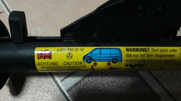 แม่แรง Mercedes Benz VAN