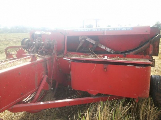 ขายตามสภาพ เครื่องอัดฟางนิ้วฮอนแลน รุ่น 78 พร้อมอัดฟาง