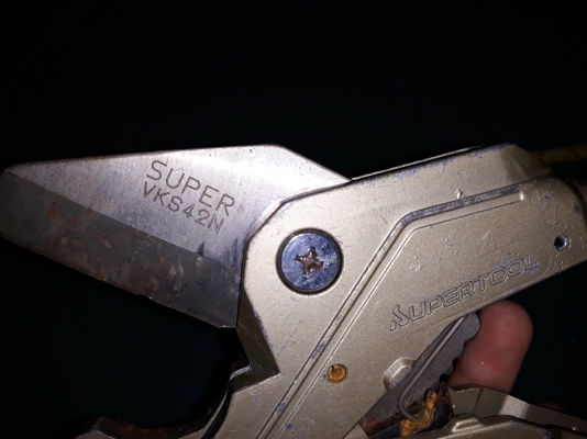 ขายคีมตัดเป็นโลหะทั้งตัว ใช้ตัดท่อพลาสติกSUPER VK42N MADE IN JAPAN.มือสอง ขายคีมตัดเป็นโลหะทั้งตัว ใช้ตัดท่อพลาสติกSUPER VK42N MADE IN JAPAN.มือสอง