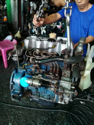 เครื่องอิซูซุสามสูบ 3KR1