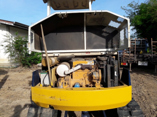 ตุ้ย แท็กเตอร์