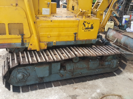 ส่งลูกค้าจ.เลยแล้ว รถแบคโฮ YANMAR PC30 รถเก่านอกนำเข้าจากญี่ปุ่น ยังไม่เคยใช้งานในไทย สภาพเดิมๆ เครื่องดี ปั๊มดี ชั่วโมงการทำงาน 800+ ชั่วโมง มี VDO การทำงานให้ชม