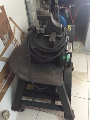 ขายเครื่องดัดท่อเหล็ก ขนาด 1-3 นิ้ว มอเตอร์ไฟฟ้า 3เฟส
