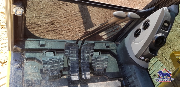 ขายรถแบ็คโฮ SUMITOMO SH130-5 สภาพเทพบุตร ทำงานสมบูรณ์ทุกระบบ