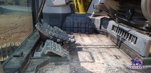 ขายรถแบ็คโฮ SUMITOMO SH130-5 สภาพเทพบุตร ทำงานสมบูรณ์ทุกระบบ