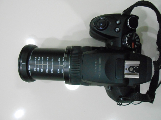 กล้อง Fuji HS25 EXR 16 MP ซูม 30 เท่า จอพับได้ เมม 4 GB กระเป๋า ส่งฟรี