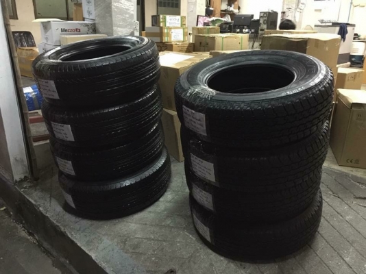 ยาง5ชุด Bridgestone 245 70 16 ปี17 ดอกเต็ม ไม่มีปะ เนื้อนิ่มๆ ใช้ยาว ราคาไม่แพง