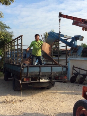 ขุดมันรถใหญ่