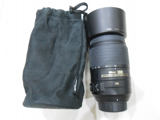 เลนส์ Nikon AF-S DX 55-300mm VR-Nikkor มือสอง สภาพใหม่ มีซองผ้า ส่งฟรี