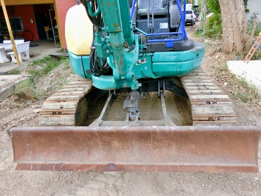 KOMATSU 40mr-1 ขนาดPC-40 <มีVDOให้ชม> รถเก่านอกแท้ มีเอกสารใบอินวอย☎️ติดต่อ 085-5632278 (ราคาต่อรองได้)