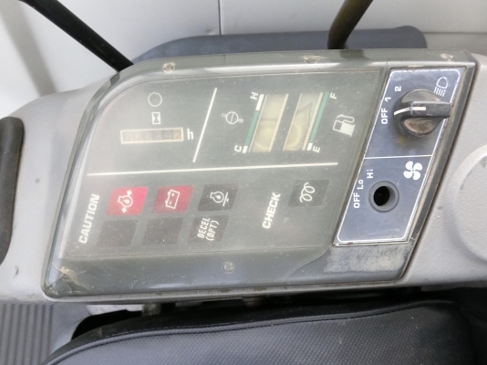 KOMATSU 40-7 ขนาดPC-40  <มีVDOให้ชม> รถเก่านอกแท้มีเอกสาร☎️ติดต่อ 085-5632278 <ราคาต่อรองได้>